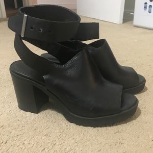 Chunky black heels from zara